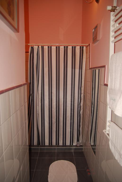 Balázs Apartment - Oktogon Budapeste Exterior foto